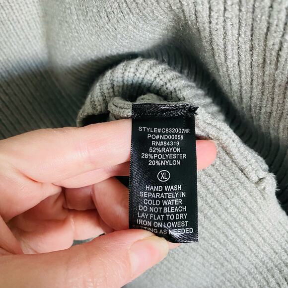 Devotion by Cyrus Mock Neck Sweater Gray XL - Picture 8 of 8